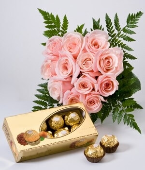 Imagen de Rosas Rosadas y Chocolates