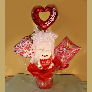 Imagen de Canasta de amor con globos pequeÃ±a